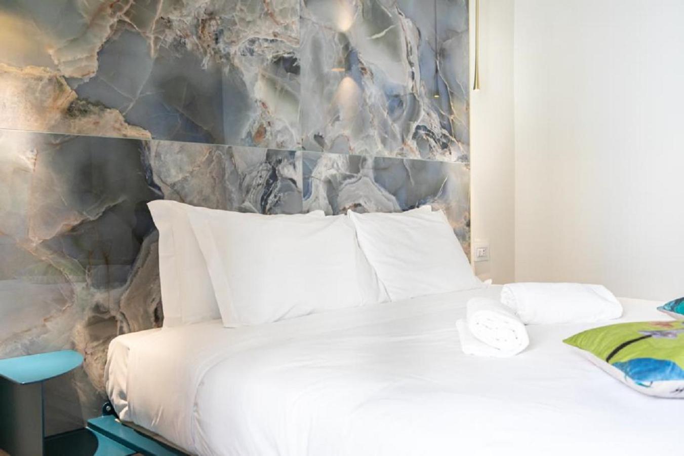 Hotel Bhr Cavour 150 à Rome Extérieur photo